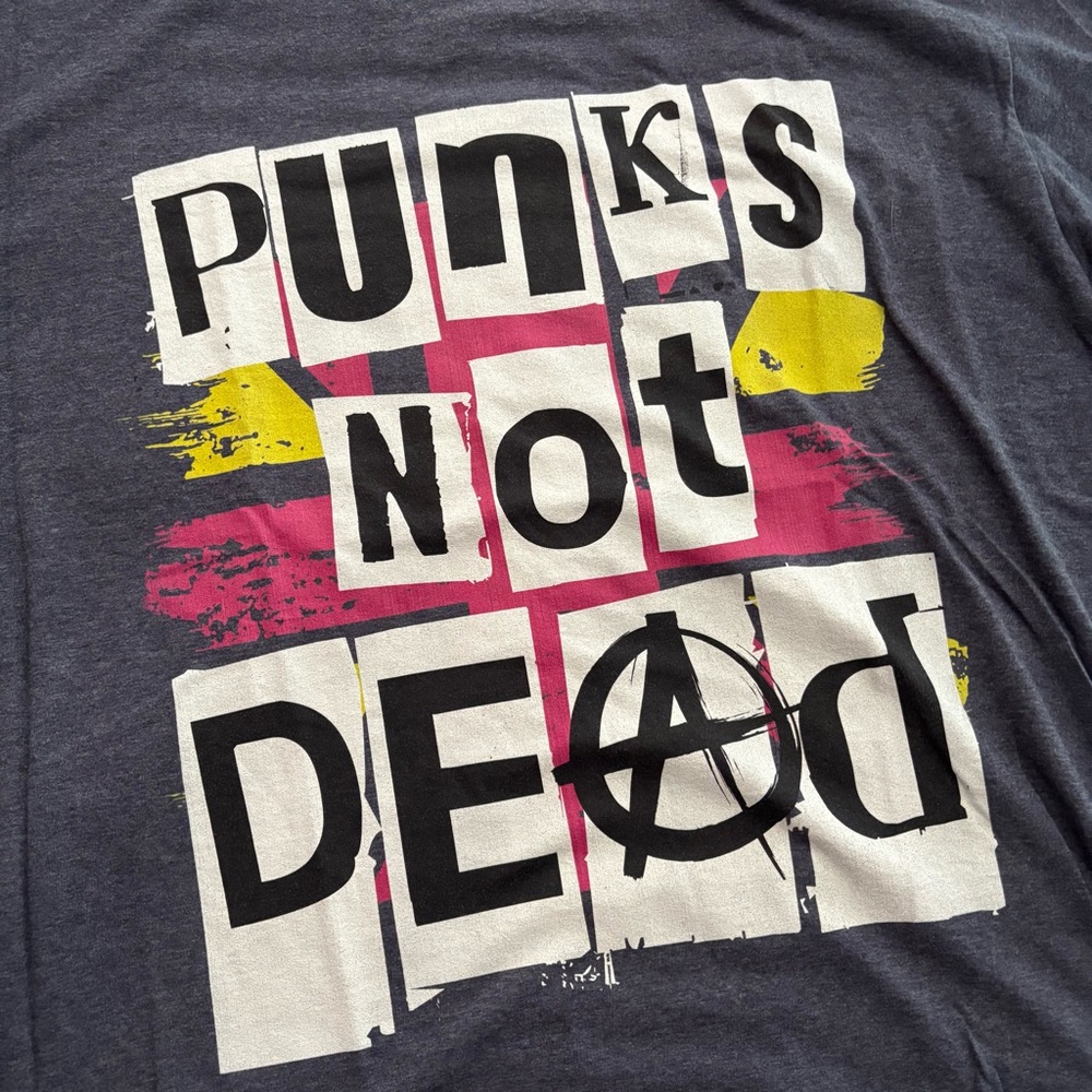 Port & Company Blue Heather Short Sleeve Tee, Punks Not Dead Graphic - Picture 2 of 4
